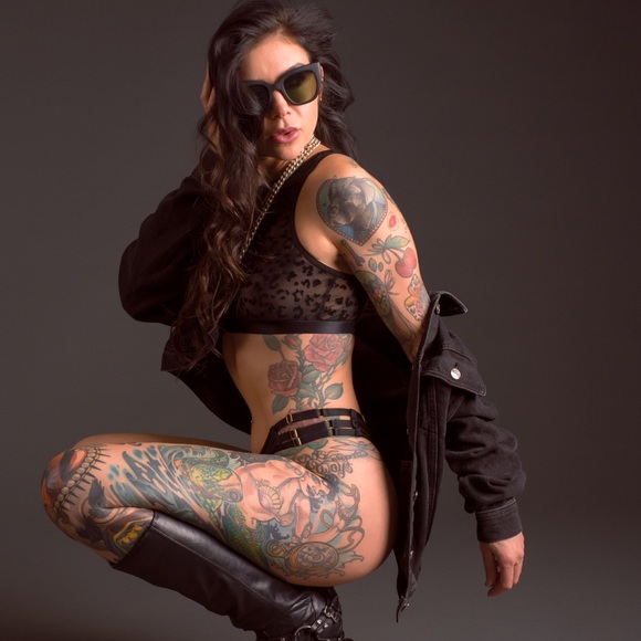 Divided black Jean jacket - Picture 12 of 12